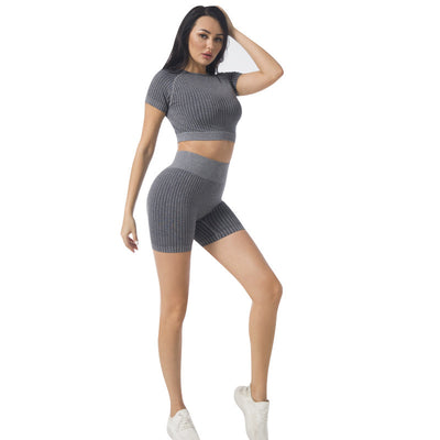 Women’s Seamless Yoga Workout Outfit